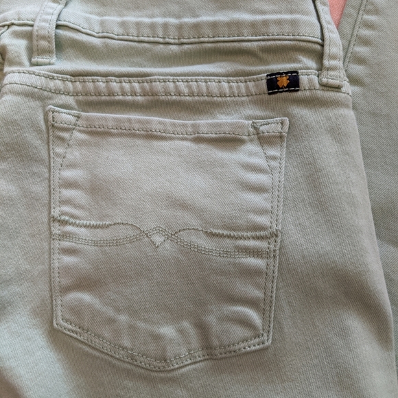 Lucky Brand Jeans - Picture 5 of 11